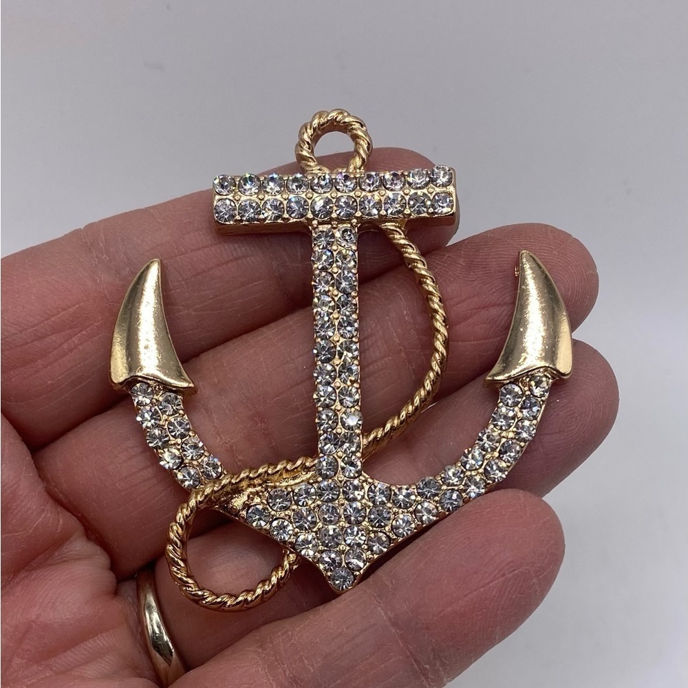 Sparkling Anchor Pendant! Fun Costume Jewelry! Nautical fun!